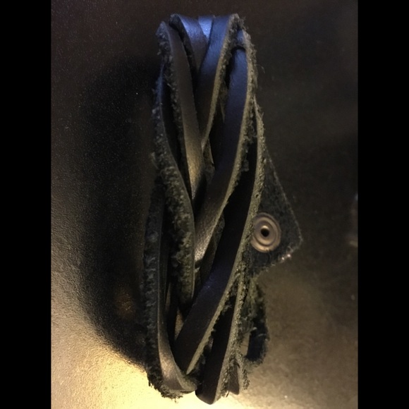 Set of 3 leather bracelets - Picture 4 of 4